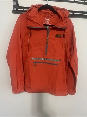 LLBean NWT Mountain Classic Anorak